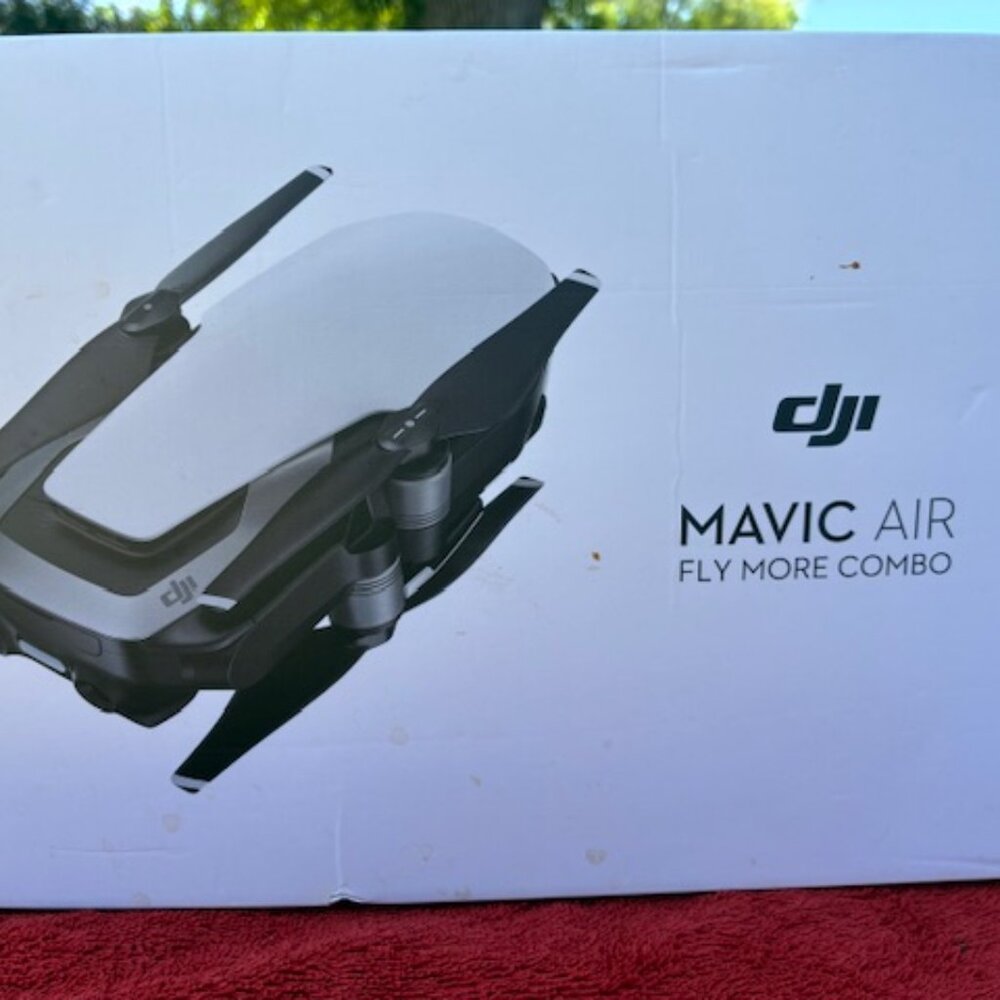 DJI Mavic Air Fly More Combo Arctic White with 2 batteries and extra 6 propels